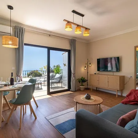 Heart Of Gorgeous Flat With Panoramic View Михас